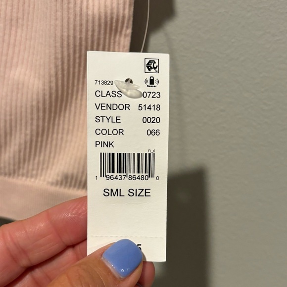 Women's Contour by Pacsun fitted top. Size Small light baby pink so soft NWT - Picture 9 of 10